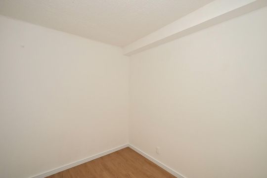 Quarto 2 de apartamento para alugar com 2 quartos, 48m² em Vila Prel, São Paulo