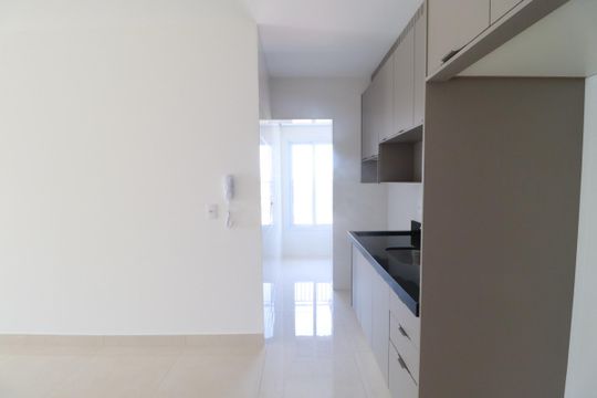 Cozinha  de apartamento para alugar com 2 quartos, 72m² em Ribeirânia, Ribeirão Preto