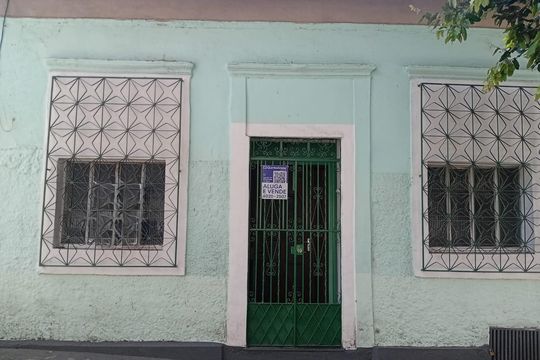 Fachada de casa à venda com 2 quartos, 85m² em Rocha, Rio de Janeiro