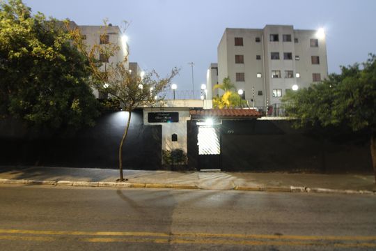 fachada de apartamento para alugar com 2 quartos, 52m² em Conjunto Habitacional Padre Manoel da Nobrega, São Paulo