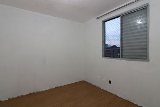quarto 1 de apartamento para alugar com 2 quartos, 52m² em Conjunto Habitacional Padre Manoel da Nobrega, São Paulo