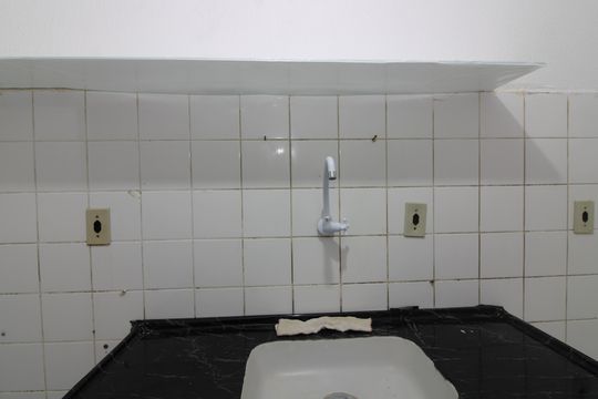 Cozinha de apartamento para alugar com 2 quartos, 52m² em Conjunto Habitacional Padre Manoel da Nobrega, São Paulo