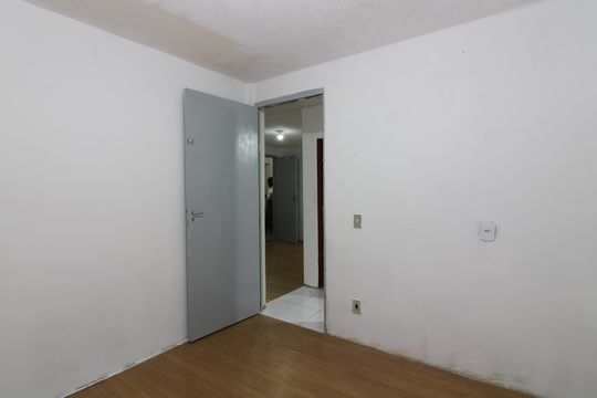 Quarto 2 de apartamento para alugar com 2 quartos, 52m² em Conjunto Habitacional Padre Manoel da Nobrega, São Paulo
