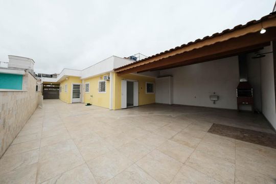 Quintal de casa para alugar com 4 quartos, 192m² em Vila Euthalia, São Paulo