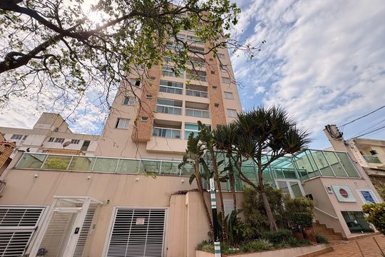Fachada de apartamento à venda com 3 quartos, 83m² em Vila Floresta, Santo André