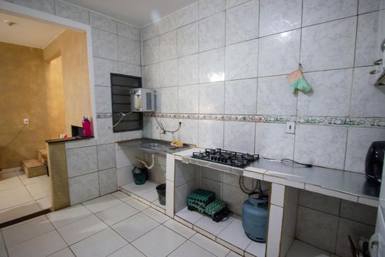 Casa à venda com 6 quartos, 199m² em Samambaia, Brasília