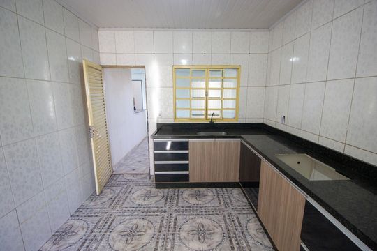 Casa à venda com 6 quartos, 199m² em Samambaia, Brasília