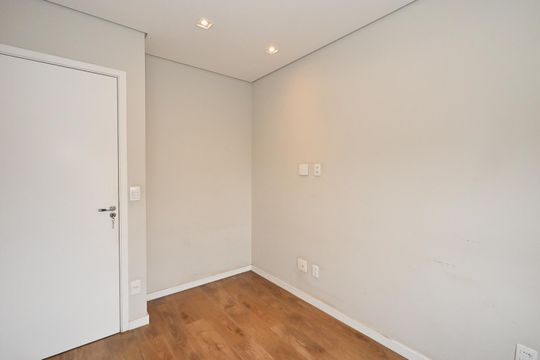 Quarto de apartamento para alugar com 2 quartos, 73m² em Vila Andrade, São Paulo