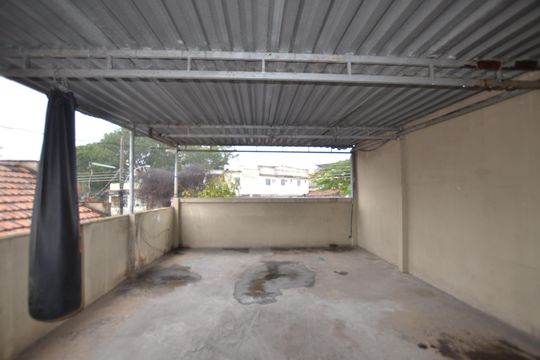 Terraço de casa para alugar com 2 quartos, 55m² em Bento Ribeiro, Rio de Janeiro