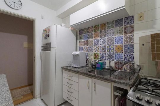 Cozinha de apartamento à venda com 2 quartos, 61m² em Vila Lageado, São Paulo