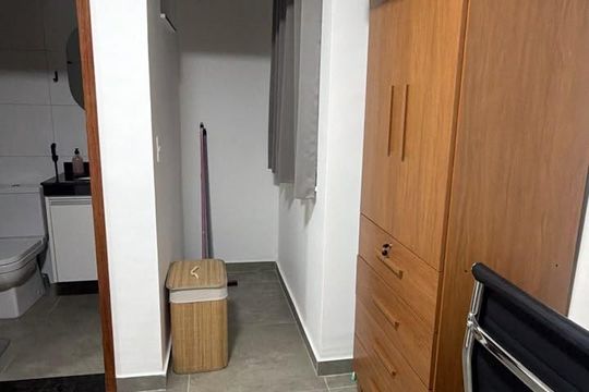 Quarto de kitnet/studio para alugar com 1 quarto, 100m² em São Pedro, Juiz de Fora