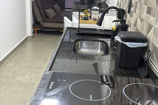 Cozinha de kitnet/studio para alugar com 1 quarto, 100m² em São Pedro, Juiz de Fora