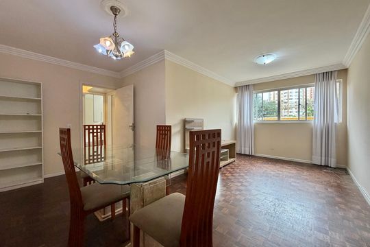 Apartamento para alugar com 2 quartos, 75m² em Ahú, Curitiba