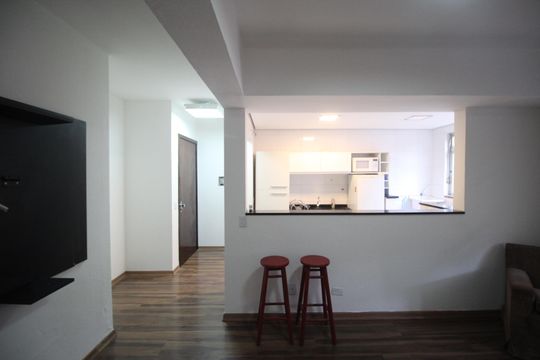 Sala de apartamento para alugar com 1 quarto, 45m² em Vila Jardim, Porto Alegre