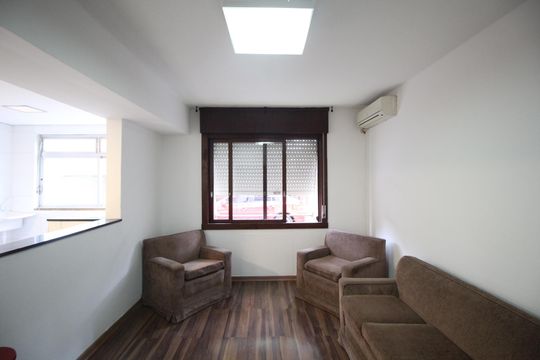 Apartamento para alugar com 1 quarto, 45m² em Vila Jardim, Porto Alegre