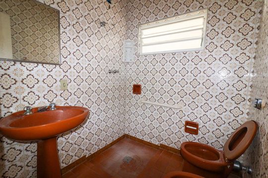 Banheiro social de casa à venda com 3 quartos, 154m² em Jardim Bela Vista, Campinas