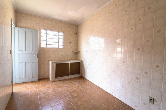 Edícula - Cozinha  de casa à venda com 3 quartos, 154m² em Jardim Bela Vista, Campinas