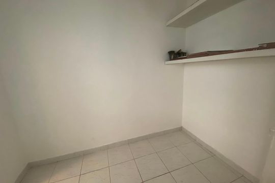 Área de serviço de apartamento para alugar com 3 quartos, 86m² em Barra da Tijuca, Rio de Janeiro