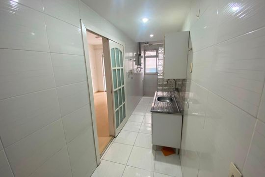 Cozinha de apartamento para alugar com 3 quartos, 86m² em Barra da Tijuca, Rio de Janeiro
