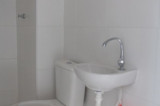 Banheiro de apartamento à venda com 2 quartos, 500m² em Jardim Caravelas, São Paulo