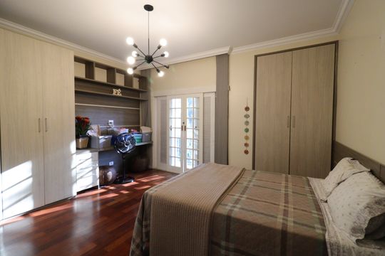 Quarto 3 - Suíte de casa à venda com 5 quartos, 600m² em Vila Campo Grande, São Paulo