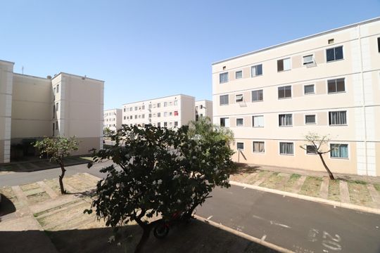 Vista de apartamento para alugar com 2 quartos, 44m² em Shopping Park, Uberlândia