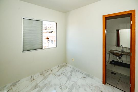 Quarto 2 de apartamento para alugar com 2 quartos, 60m² em Santa Rosa, Belo Horizonte