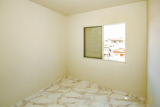Quarto 2 de apartamento para alugar com 2 quartos, 60m² em Santa Rosa, Belo Horizonte