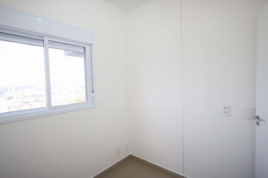 Quarto 2 de apartamento para alugar com 2 quartos, 50m² em Vila Osasco, Osasco