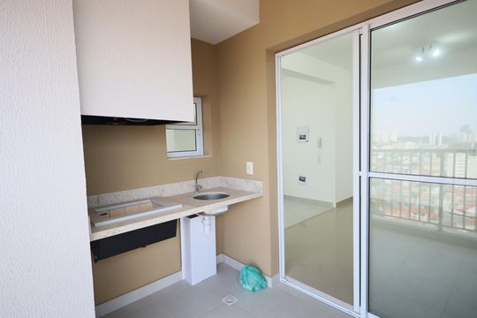 Varanda de apartamento para alugar com 2 quartos, 50m² em Vila Osasco, Osasco
