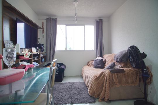 Sala de apartamento para alugar com 2 quartos, 44m² em Santa Rosa de Lima, Porto Alegre