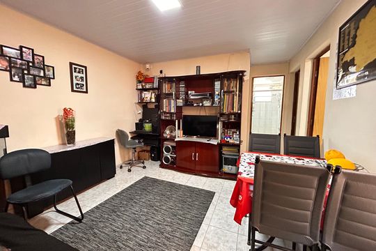 Apartamento à venda com 2 quartos, 47m² em Jardim Laguna, Contagem