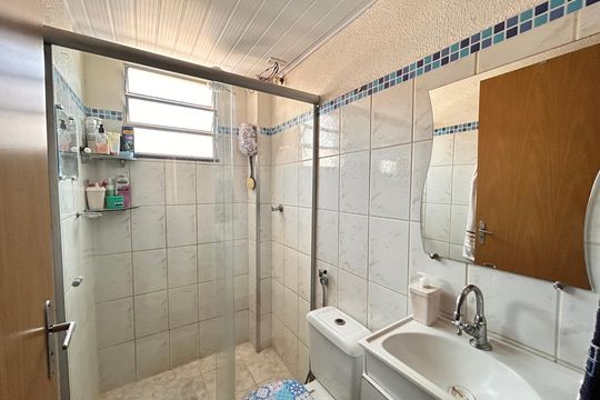 Apartamento à venda com 2 quartos, 47m² em Jardim Laguna, Contagem
