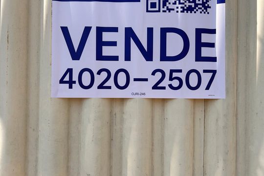 Apartamento à venda com 2 quartos, 47m² em Jardim Laguna, Contagem
