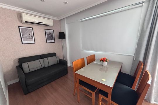 Sala e quarto de kitnet/studio para alugar com 1 quarto, 35m² em Barra da Tijuca, Rio de Janeiro
