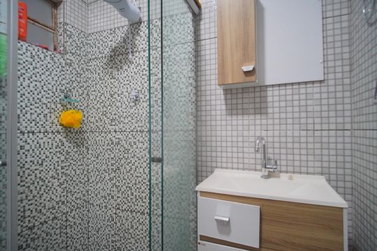 Banheiro de casa à venda com 3 quartos, 166m² em Santos Dumont, São Leopoldo