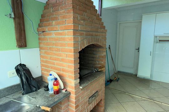 Área externa de casa à venda com 3 quartos, 158m² em Jardim Monte Kemel, São Paulo