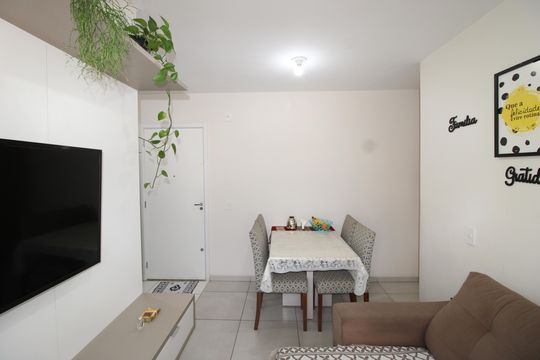 Sala de apartamento à venda com 2 quartos, 42m² em Itaquera, São Paulo