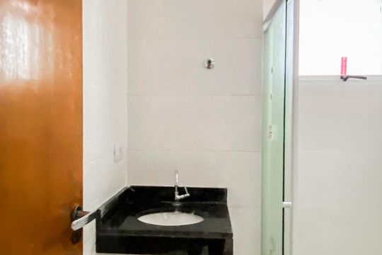 Apartamento para alugar com 2 quartos, 36m² em Vila Nhocuné, São Paulo