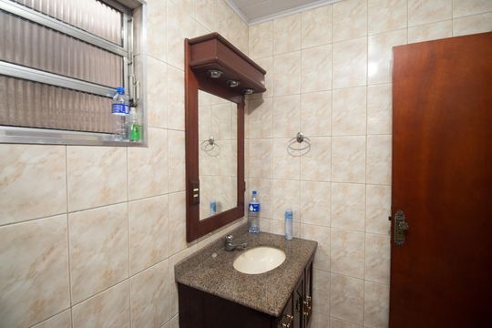 Banheiro 2 de casa à venda com 4 quartos, 115m² em Jardim Japao, São Paulo