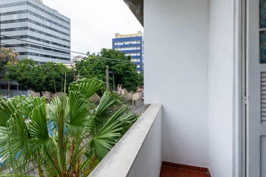 Varanda Quarto 1 de apartamento para alugar com 2 quartos, 58m² em Rio Comprido, Rio de Janeiro