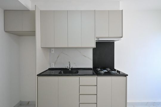 Cozinha de apartamento à venda com 1 quarto, 25m² em Paraíso do Morumbi, São Paulo