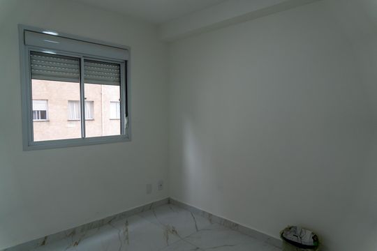 Quarto de kitnet/studio para alugar com 1 quarto, 25m² em Paraíso do Morumbi, São Paulo