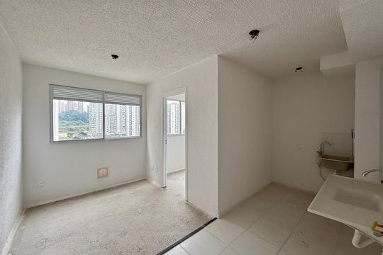 Apartamento à venda com 2 quartos, 32m² em Jardim Caravelas, São Paulo