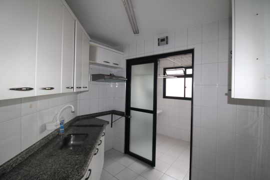Cozinha de apartamento para alugar com 2 quartos, 54m² em Santana, São Paulo
