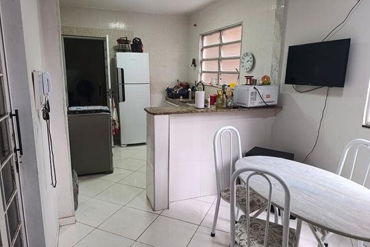 Cozinha de casa para alugar com 1 quarto, 58m² em Freguesia (Ilha do Governador), Rio de Janeiro