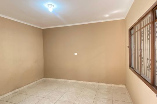 Sala de casa à venda com 2 quartos, 116m² em Santo Antônio, Osasco