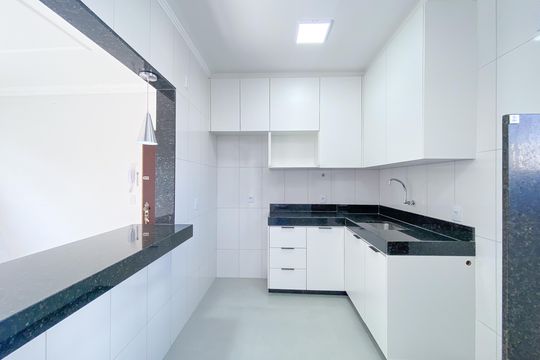 Apartamento à venda com 2 quartos, 55m² em Tirol, Contagem