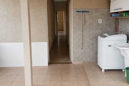 Área de serviço de casa para alugar com 4 quartos, 143m² em Centro, São Gonçalo