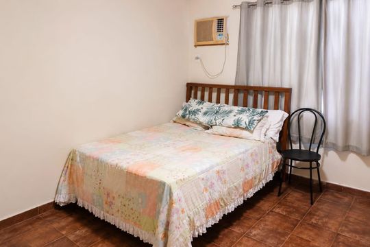 Quarto de casa para alugar com 4 quartos, 143m² em Centro, São Gonçalo